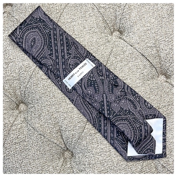 💕Very handsome Mens Silk Tie Paris France💕 - Picture 3 of 9